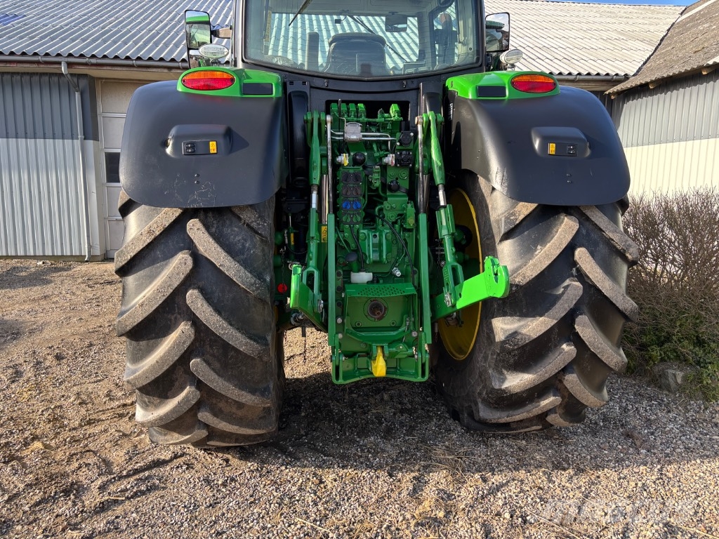 John Deere 6195 R Трактори