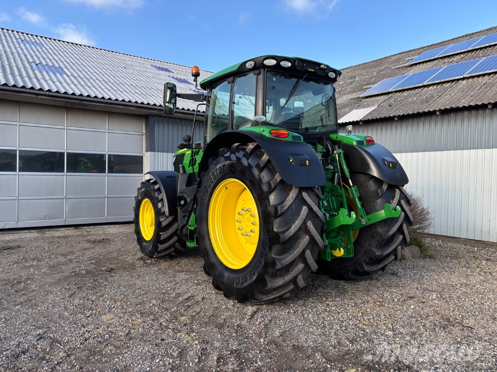 John Deere 6195 R Трактори