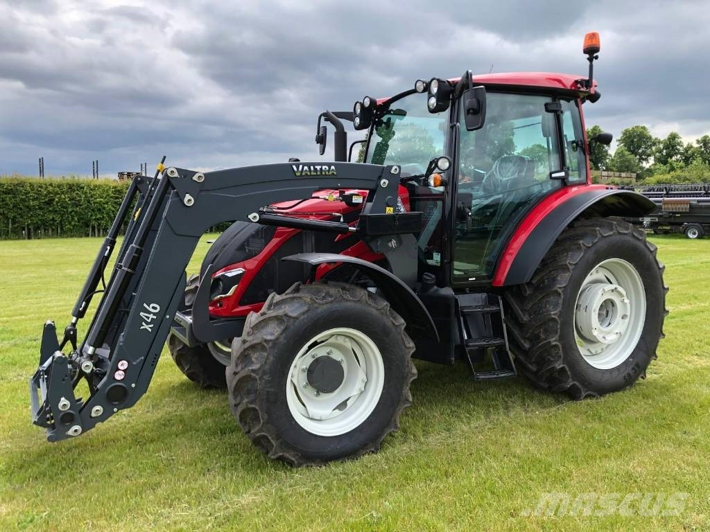 Valtra A135LH TRACTOR 트랙터