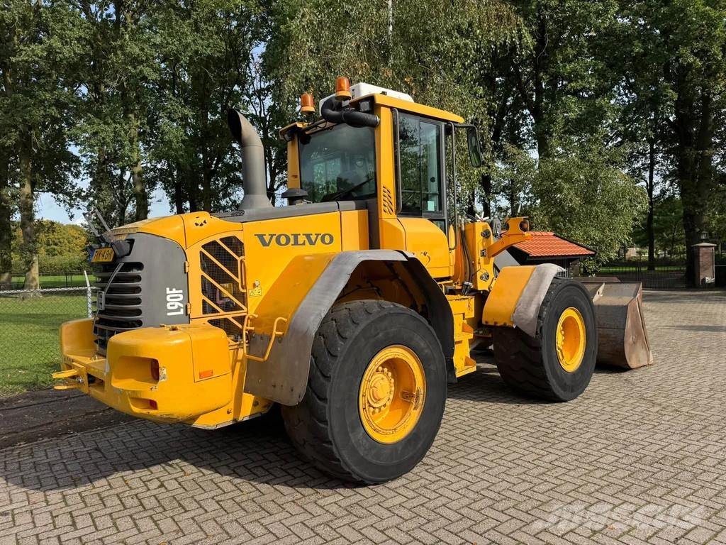 Volvo L90F CDC *First owner shovel loader Kolesni nakladalci