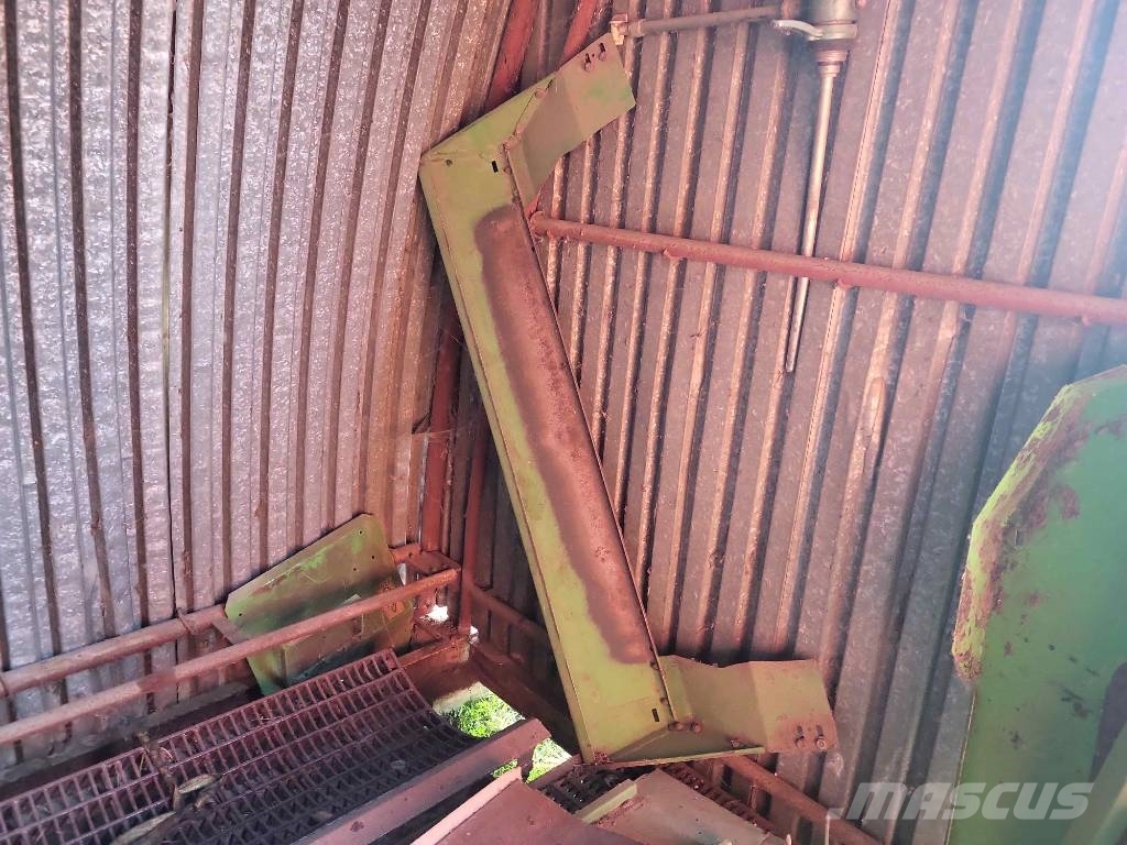 Deutz-Fahr 5660 HTS Biçerdöver aksesuarlari