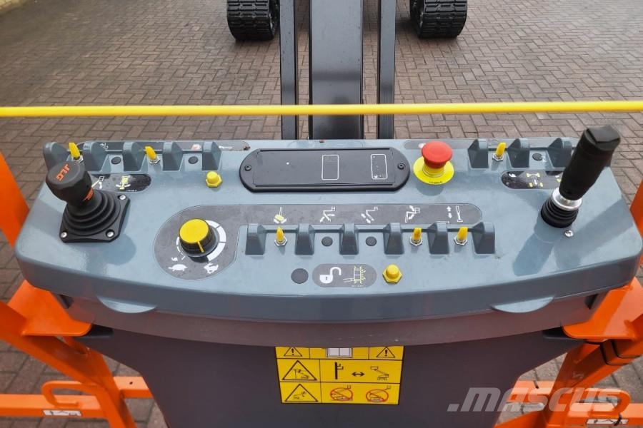 JLG 660SJ Quad Tracks Also Available For Rent, New, Di Teleskopiniai keltuvai
