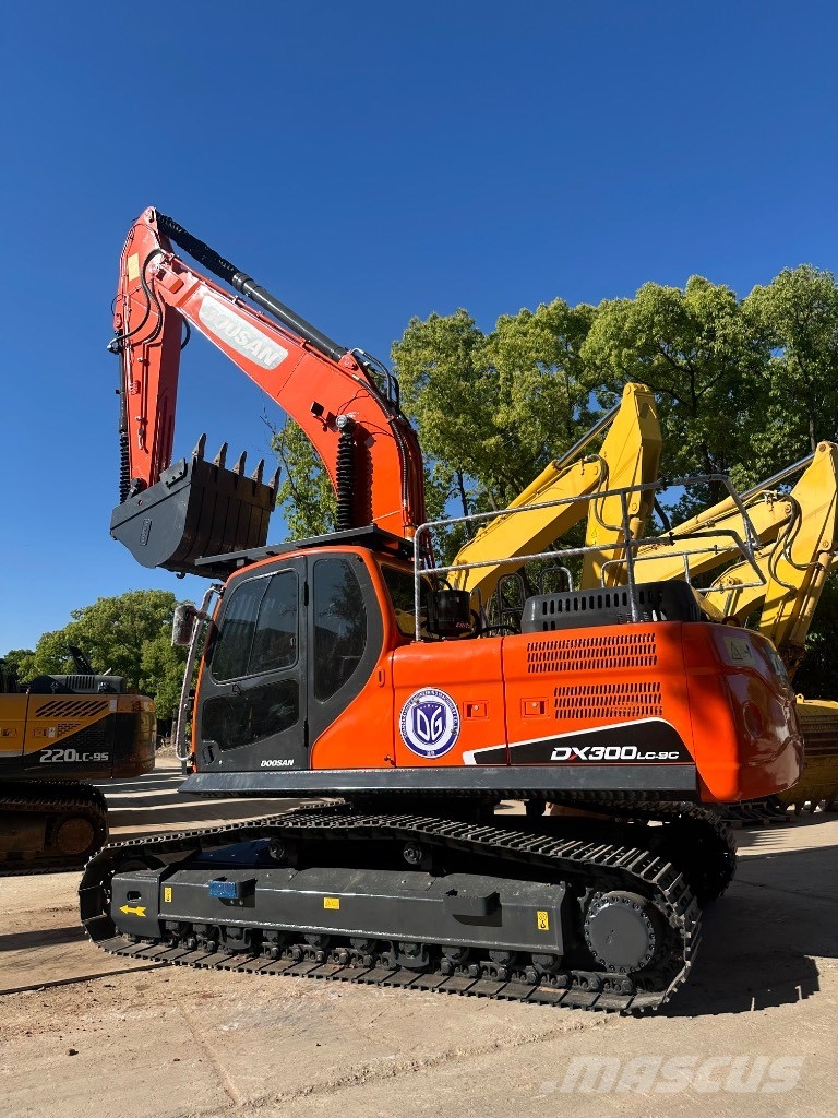 Doosan DX 300 LCA Escavadoras de rastos