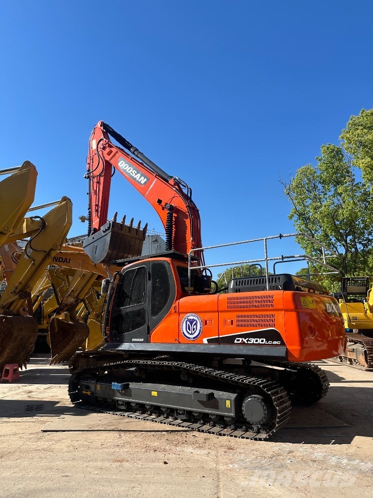 Doosan DX 300 LCA Escavadoras de rastos