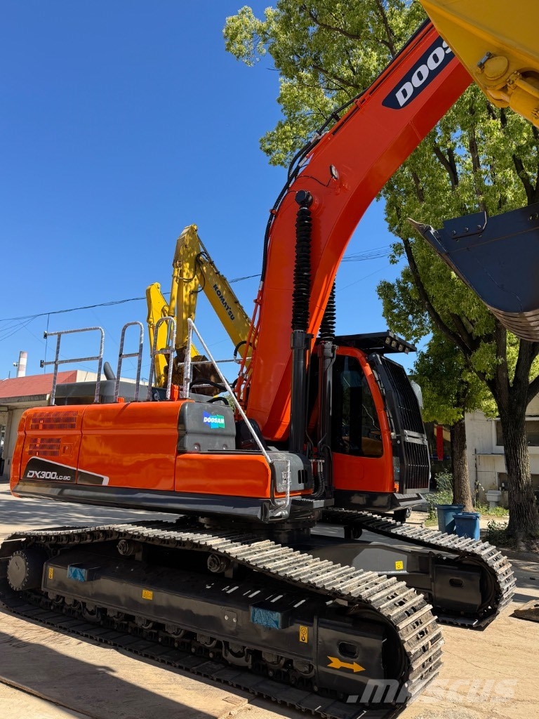 Doosan DX 300 LCA Escavadoras de rastos
