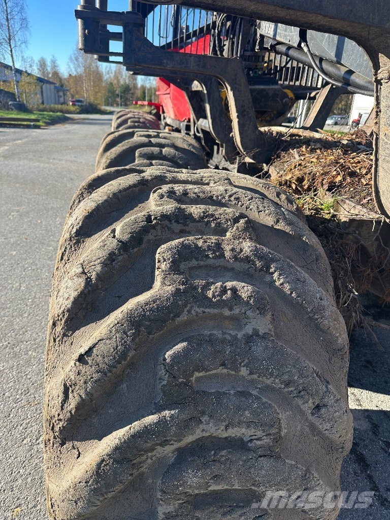 Komatsu 840.4 Форвардери
