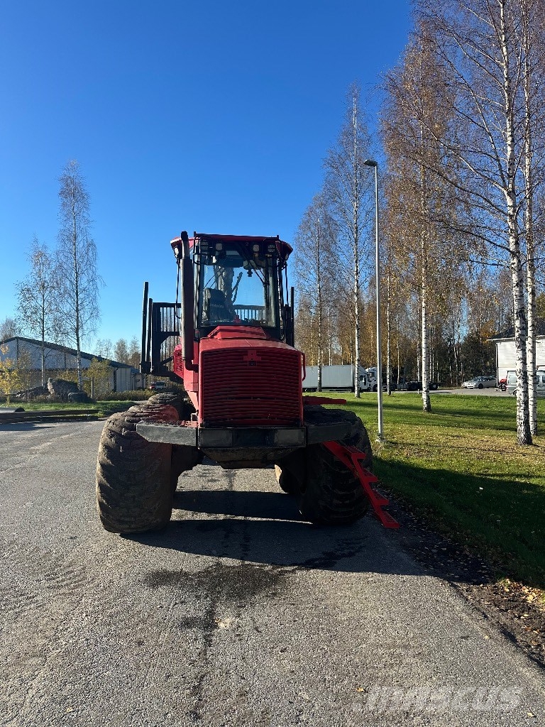 Komatsu 840.4 Форвардери