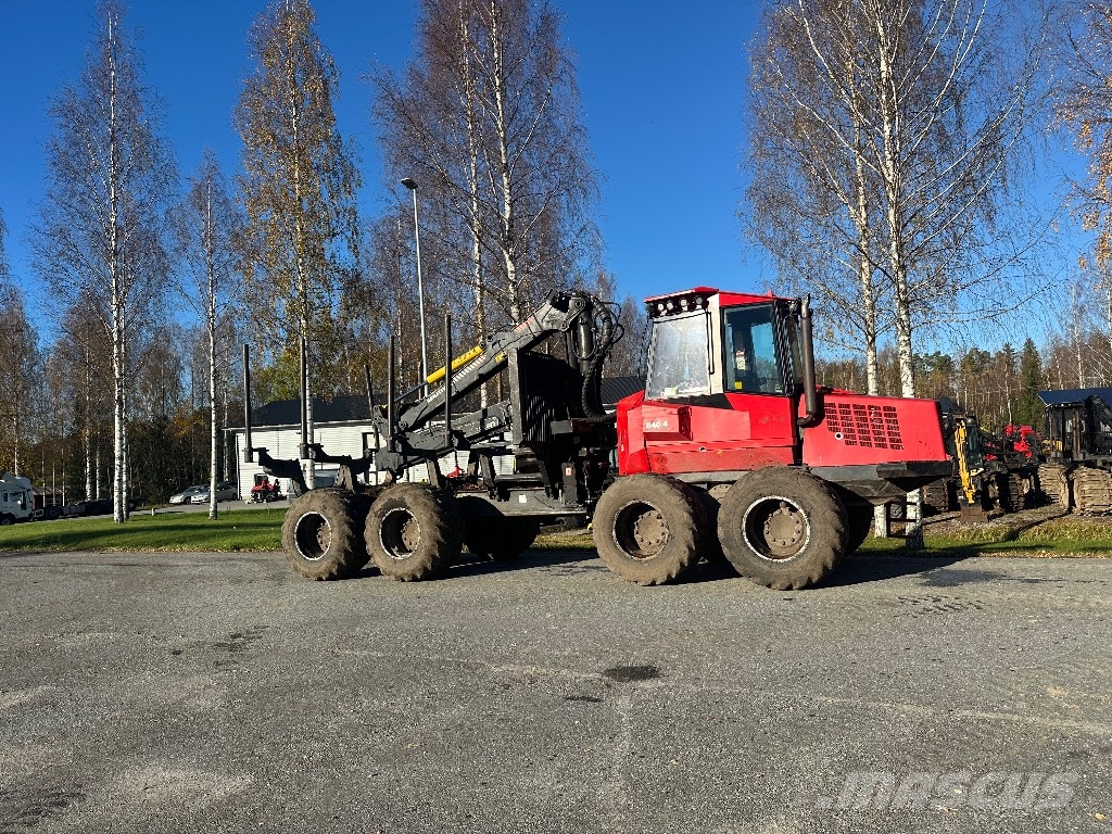 Komatsu 840.4 Форвардери