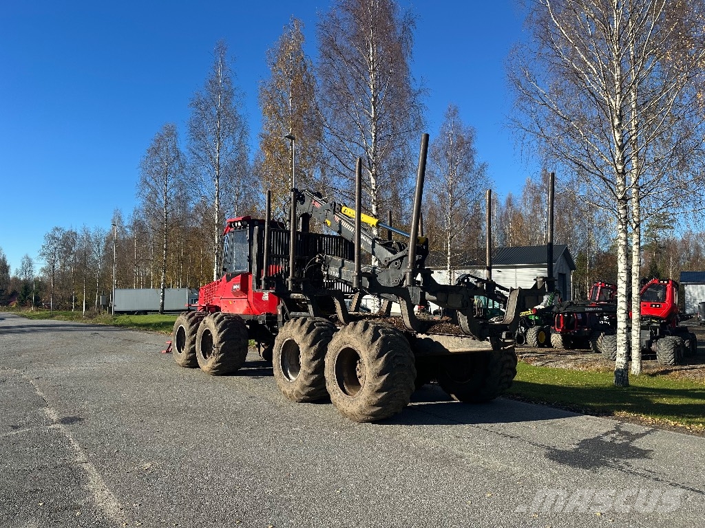 Komatsu 840.4 Форвардери