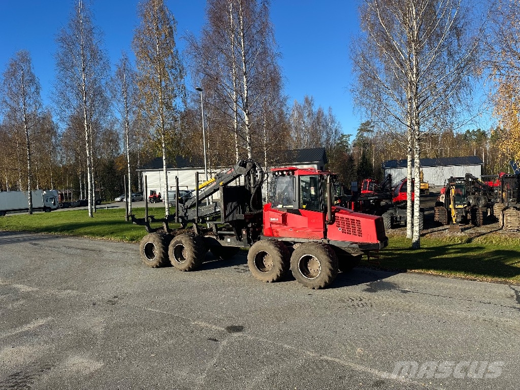 Komatsu 840.4 Форвардери