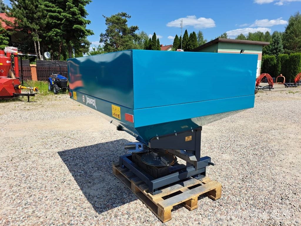 Janpol Premium 1500 fertilizer spreader / rozsiewacz 1500 Mineralspreder