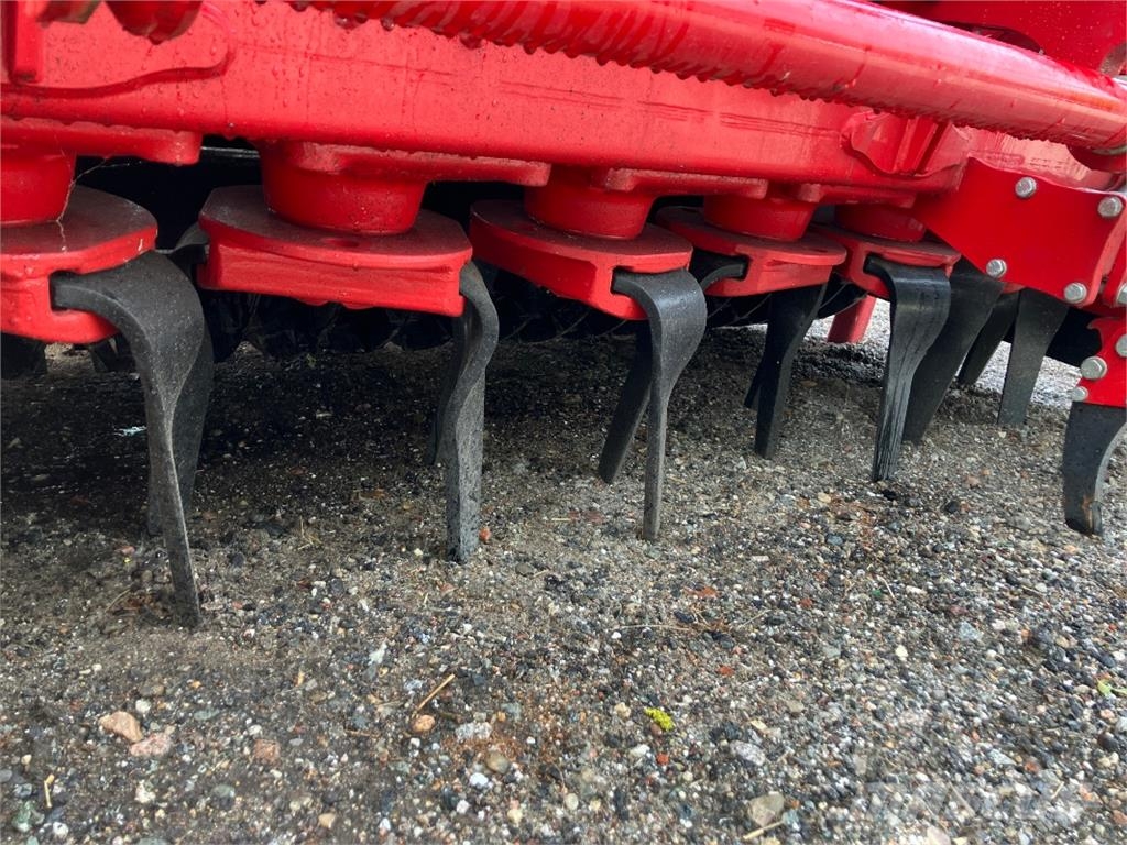 Horsch Express 3 KR Taladros