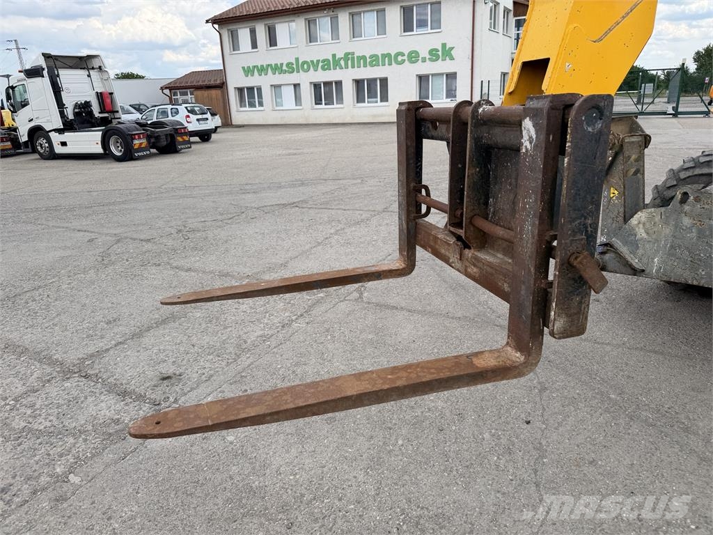 VIN 523 - DIECI Pegasus 40.17 teleskopický nakladač 4x Telescopische wielladers