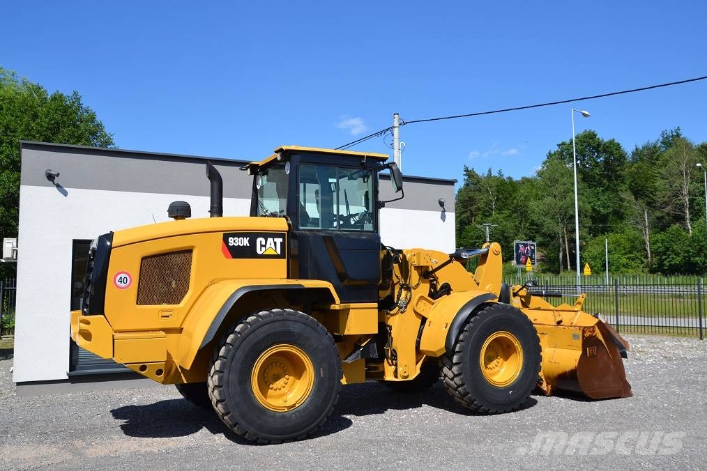 CAT 930 K لوادر بعجل