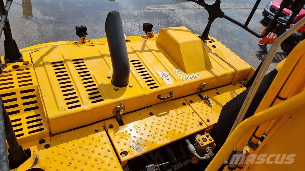 JCB 140 X 履带挖掘机
