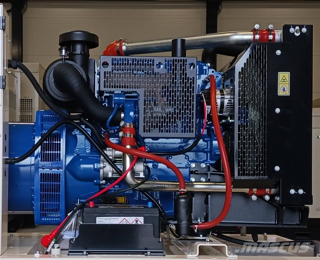 FG Wilson P110-3 - 110 kVA Open Genset - DPX-16008-O Geradores a diesel