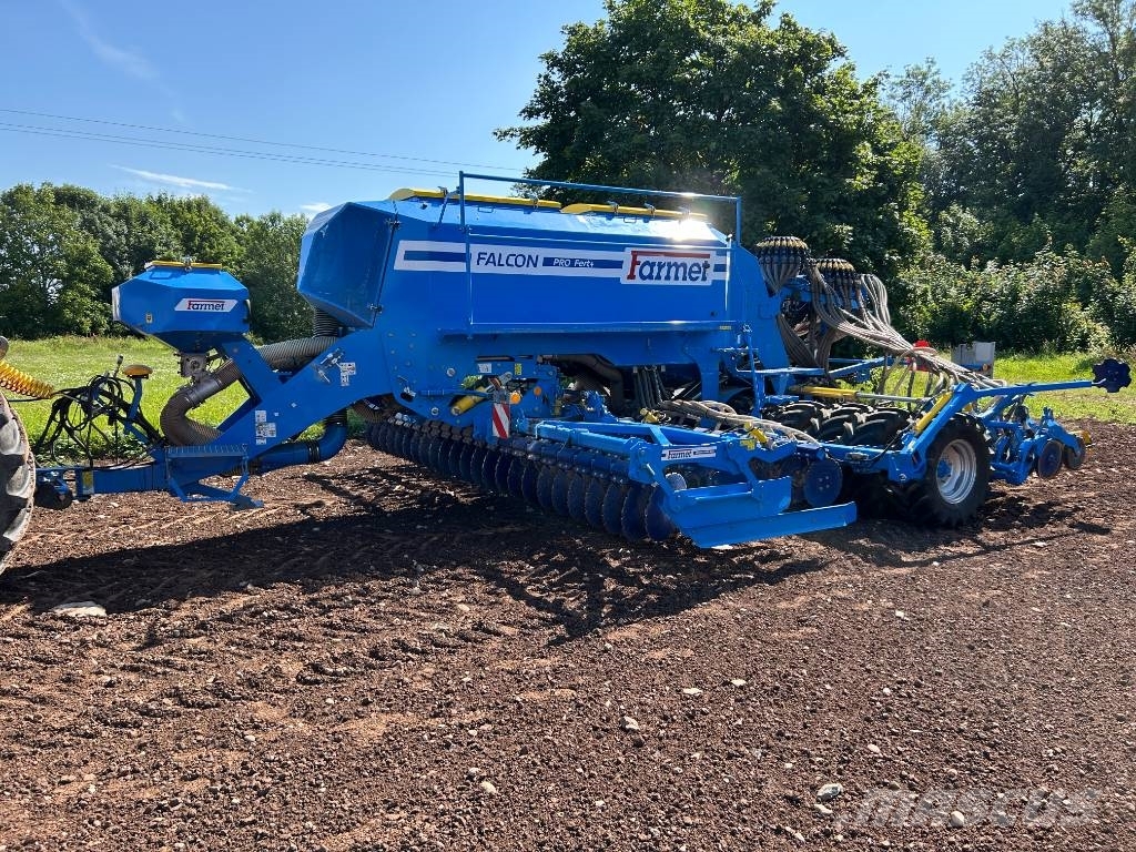 Farmet Falcon 6 PRO Fert+ Combination drills