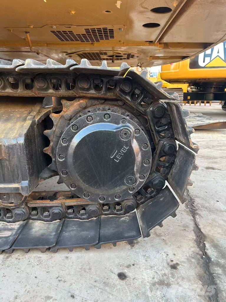 CAT CAT320 Raupenbagger