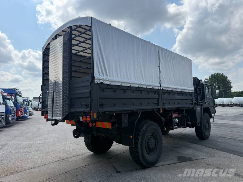 MAN 5 to KAT MIL 4x4 Studenterbil Caminhões com cortinas laterais