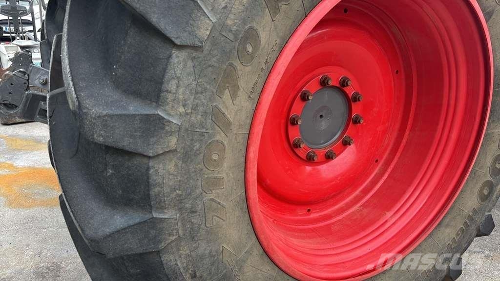 Fendt 826 Traktorok