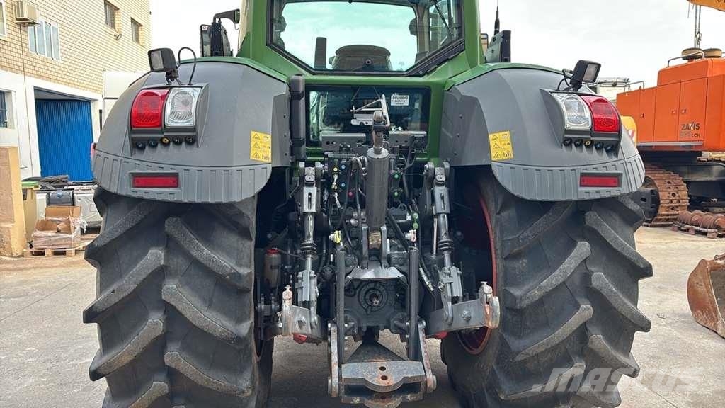 Fendt 826 トラクター