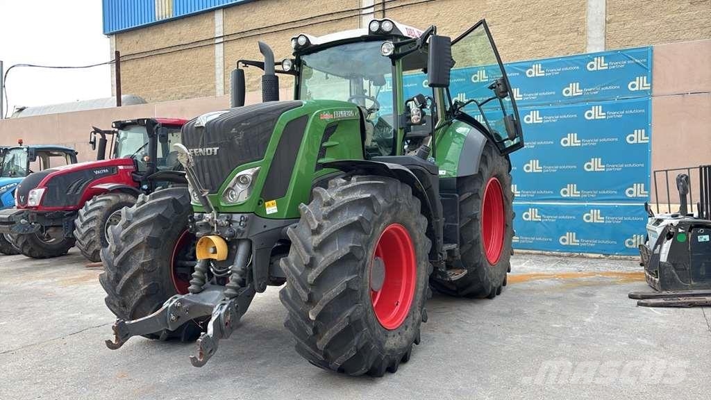 Fendt 826 トラクター