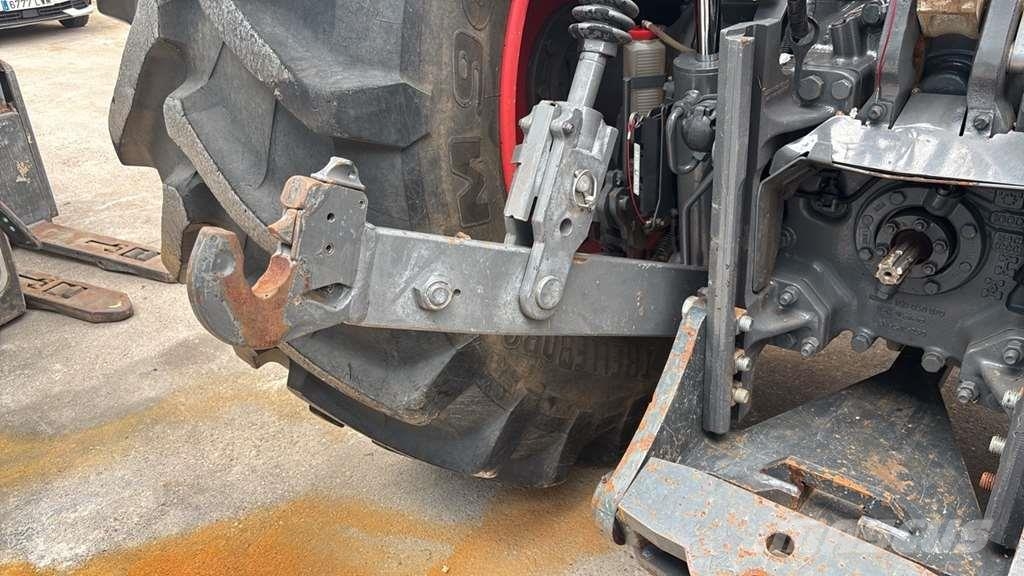 Fendt 826 Traktory