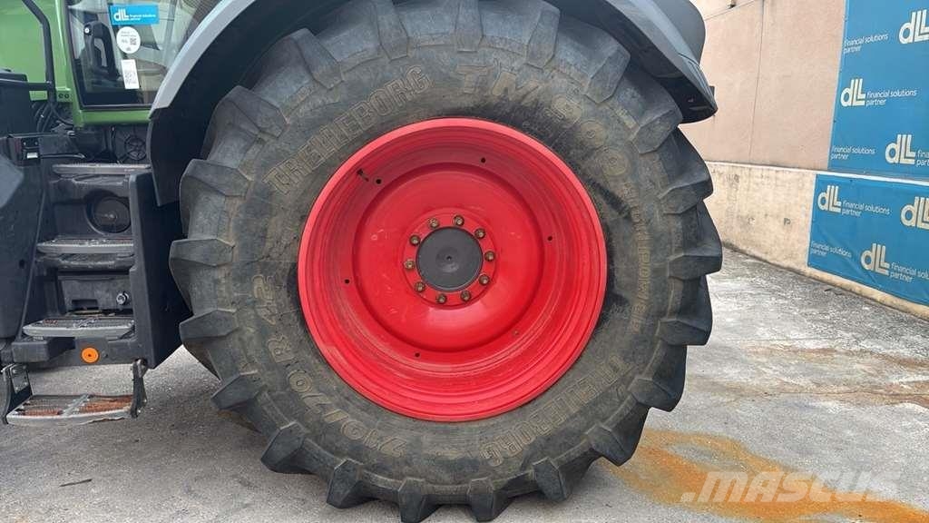 Fendt 826 トラクター