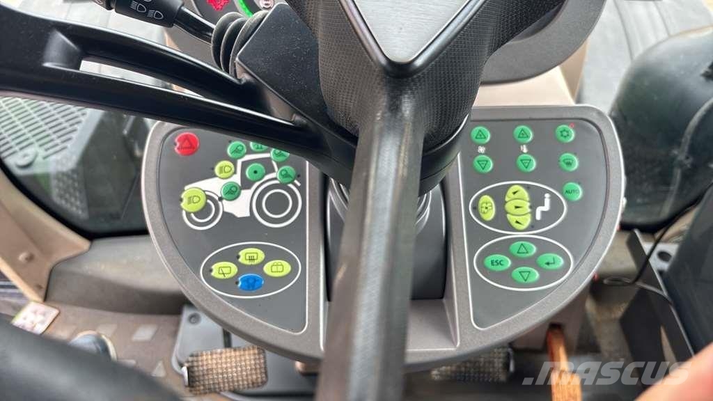 Fendt 826 Traktorok