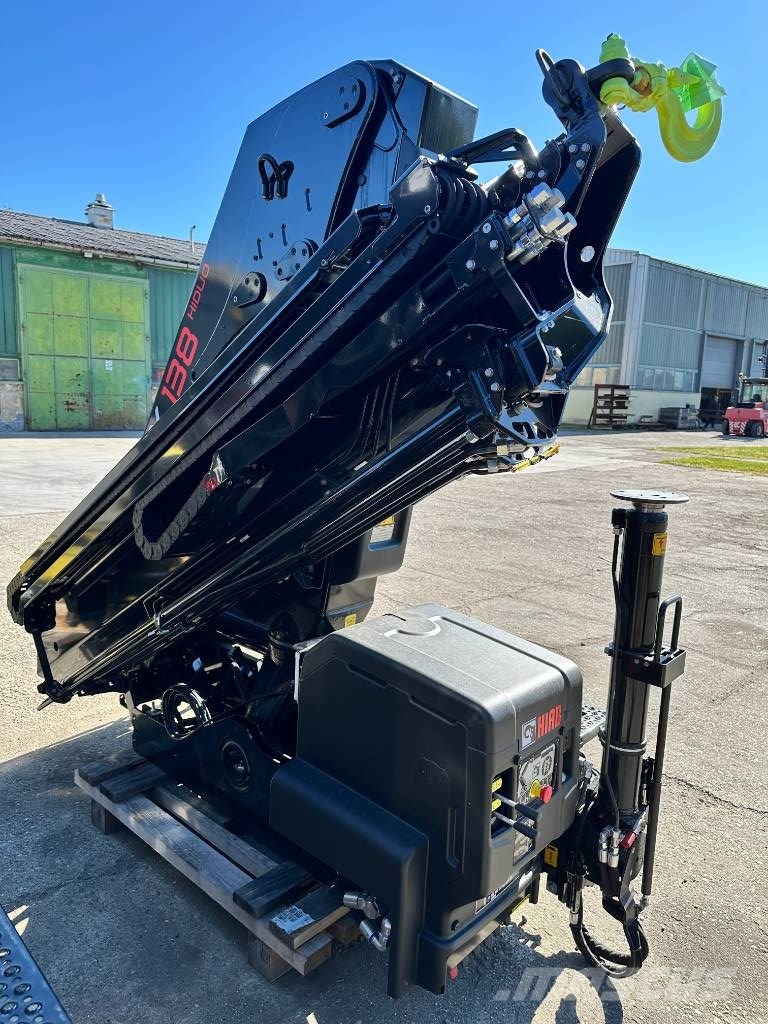 Hiab iX. 138 HiDuo B-3 Guindastes articulados