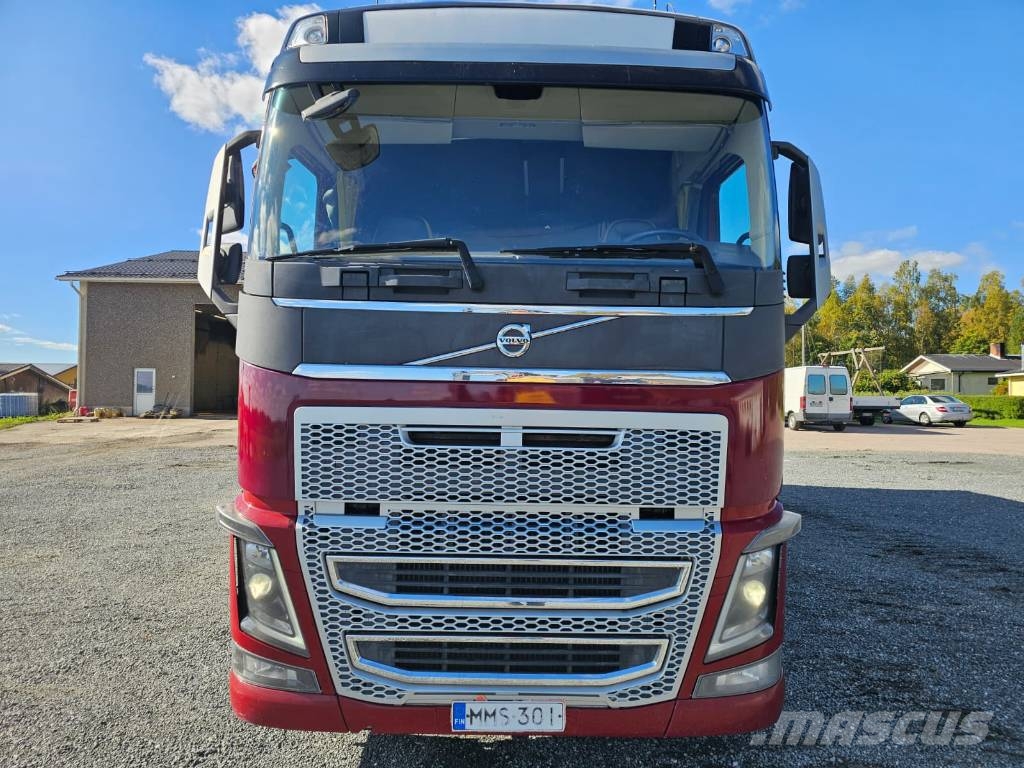 Volvo FH16 650 8x4x4 Kamioni za piljevinu