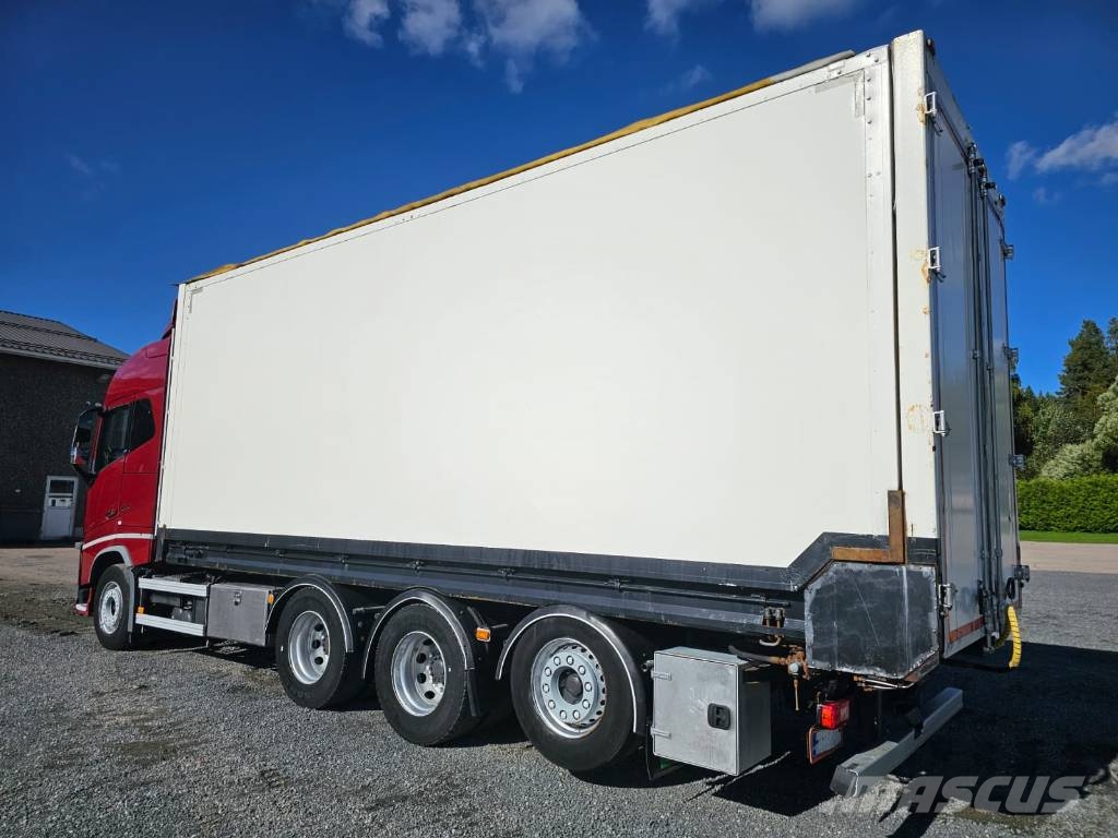 Volvo FH16 650 8x4x4 Kamioni za piljevinu