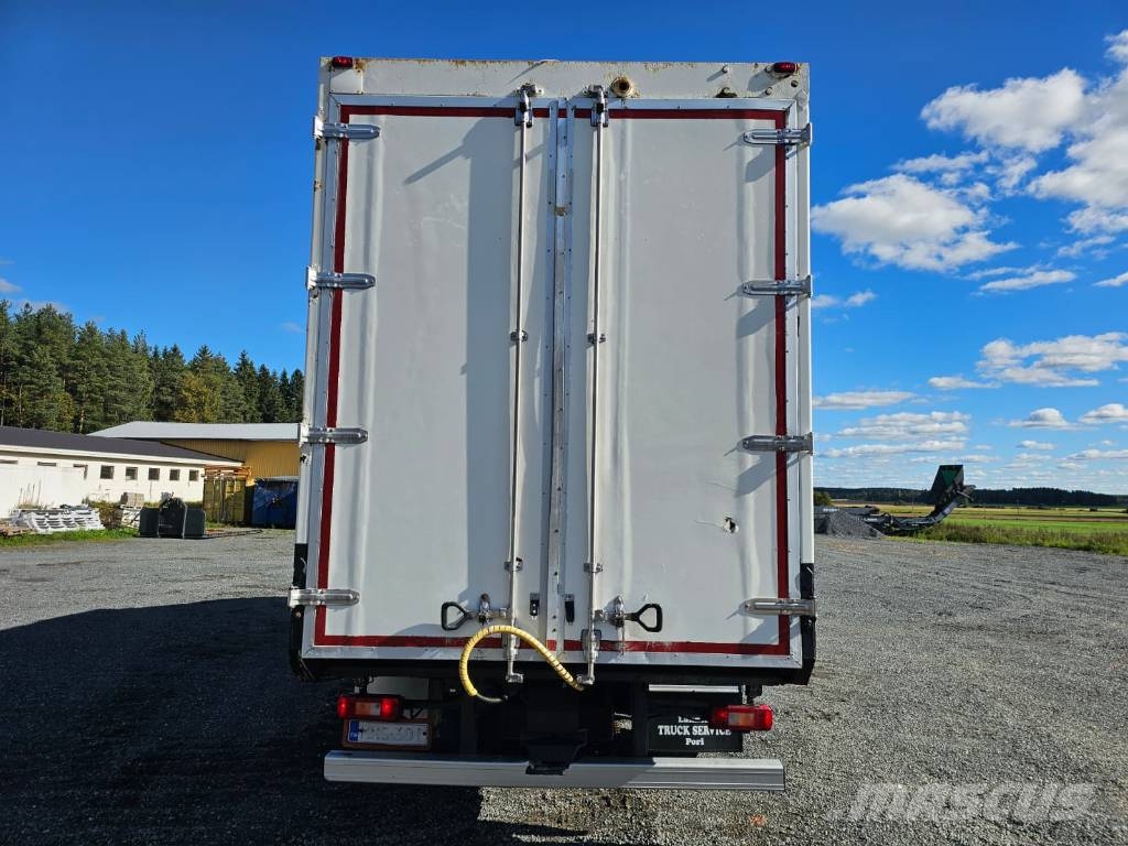 Volvo FH16 650 8x4x4 Kamioni za piljevinu