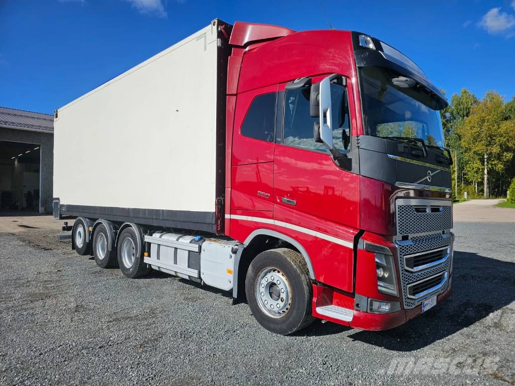 Volvo FH16 650 8x4x4 Kamioni za piljevinu