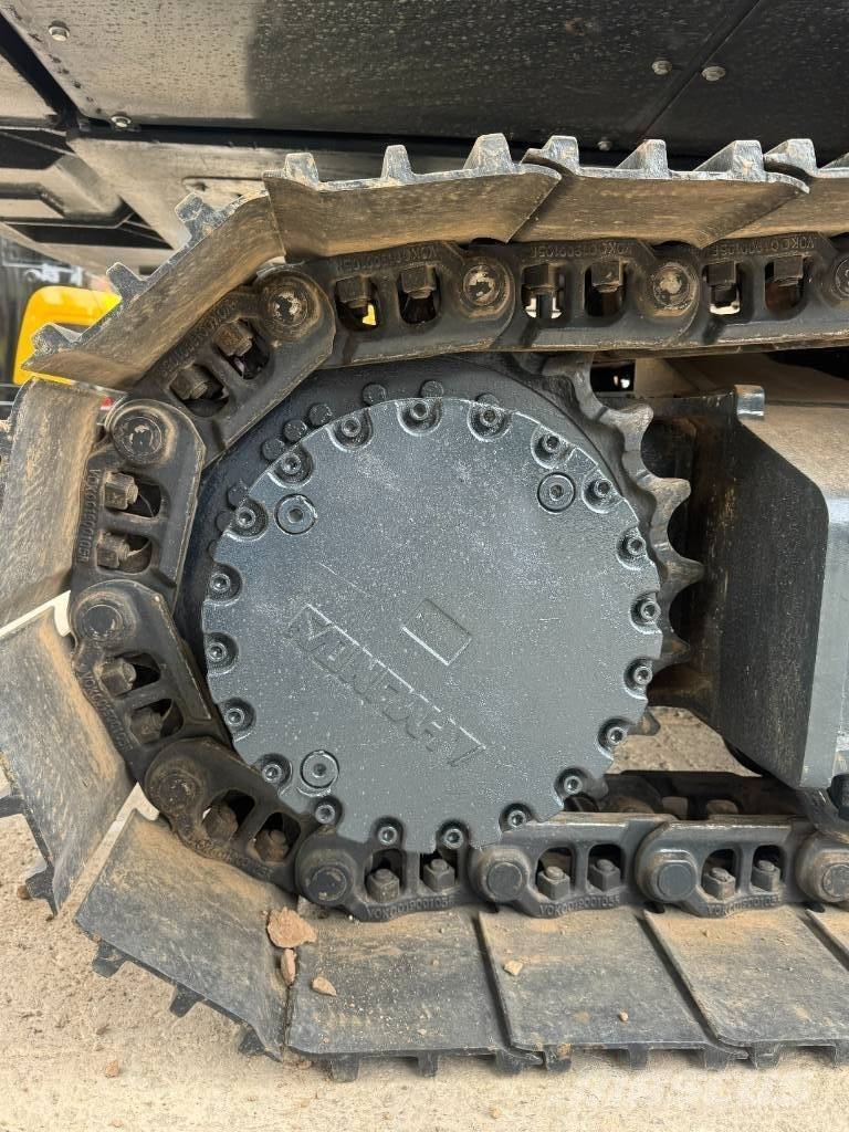 Hyundai 220LC-9S Midi bagri 7t – 12t