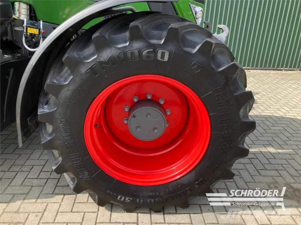 Fendt 724 VARIO GEN6 PROFI PLUS Tractors