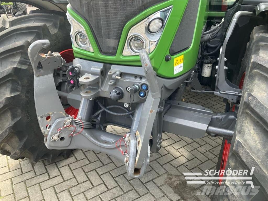 Fendt 724 VARIO GEN6 PROFI PLUS Tractors