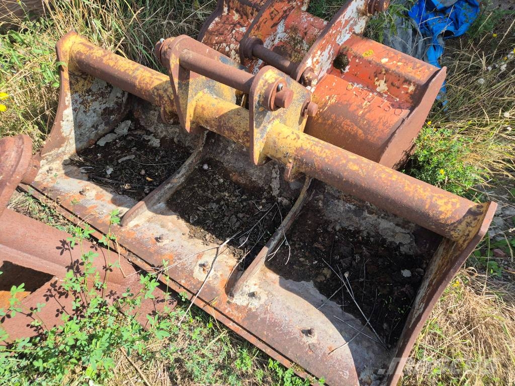 Excavator buckets and attachments CAT, Komatsu, Volvo, Hitachi, Liebherr, JCB,.... Kašike / Korpe