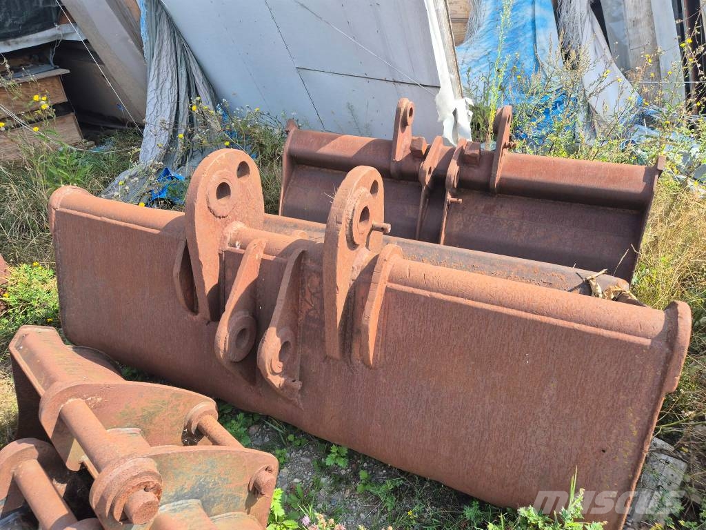 Excavator buckets and attachments CAT, Komatsu, Volvo, Hitachi, Liebherr, JCB,.... Kašike / Korpe