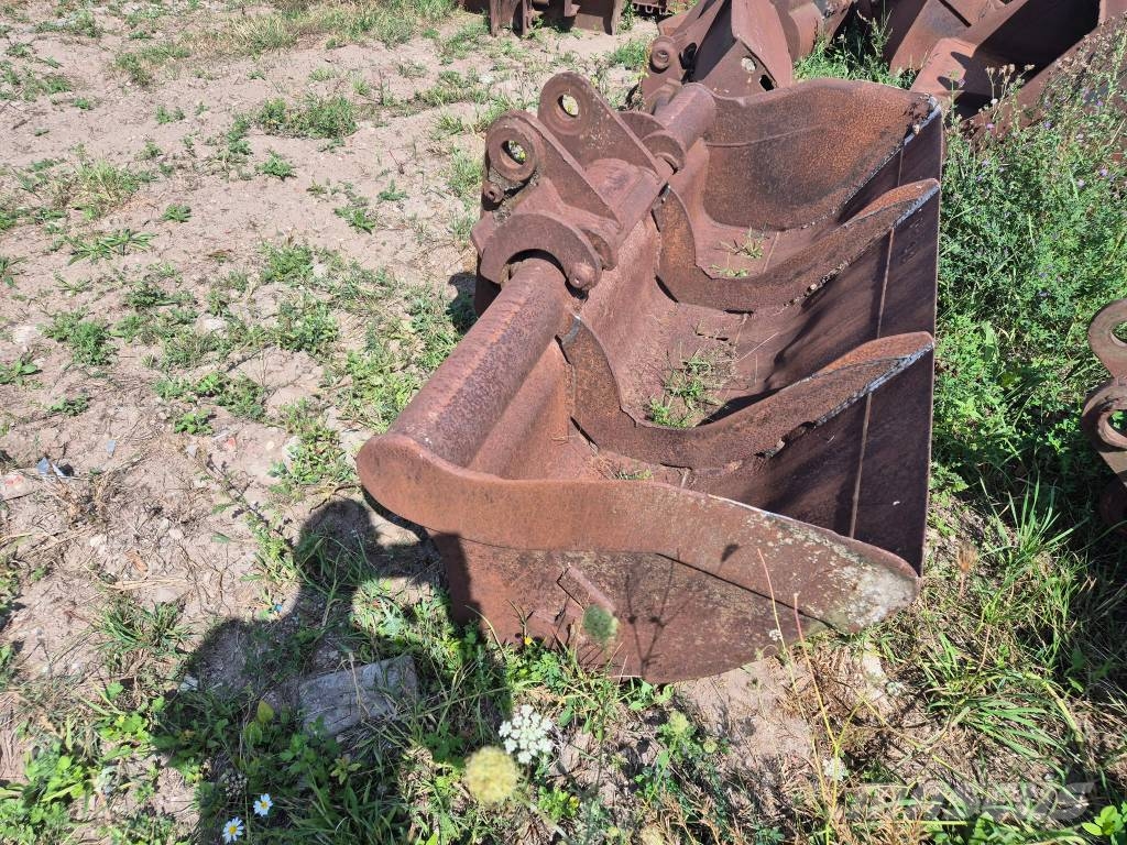 Excavator buckets and attachments CAT, Komatsu, Volvo, Hitachi, Liebherr, JCB,.... Kašike / Korpe