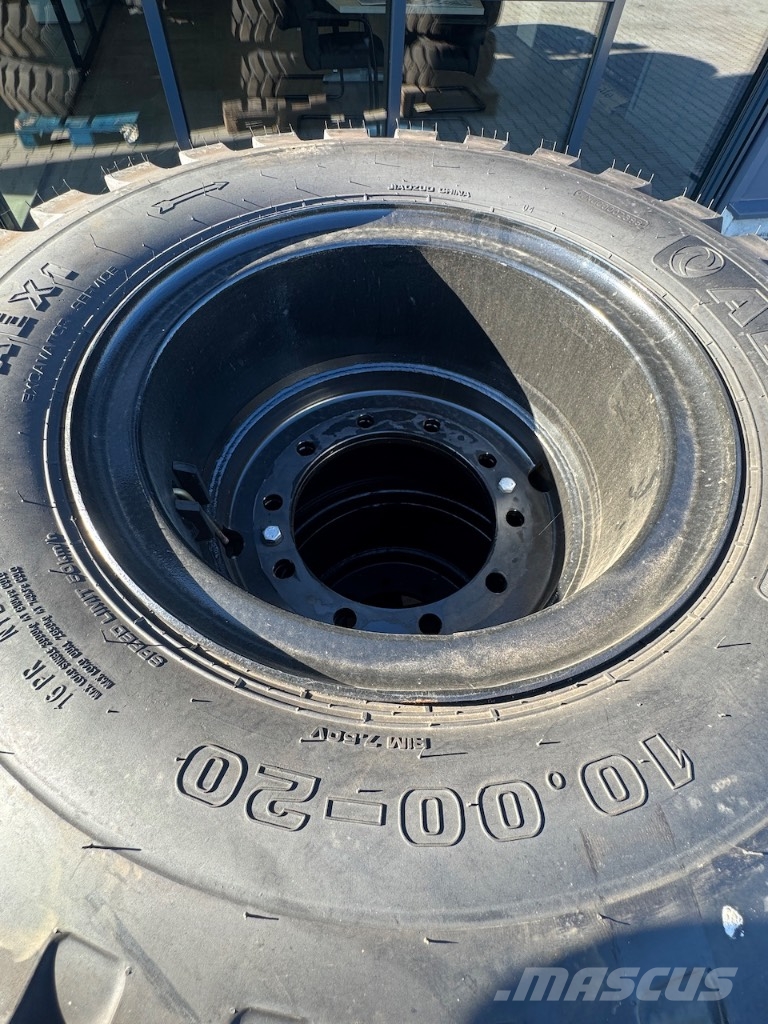 Aeolus 1000 X 20 Set / 10.00 X 20: 4x2 Tyres Rehvid, rattad ja veljed