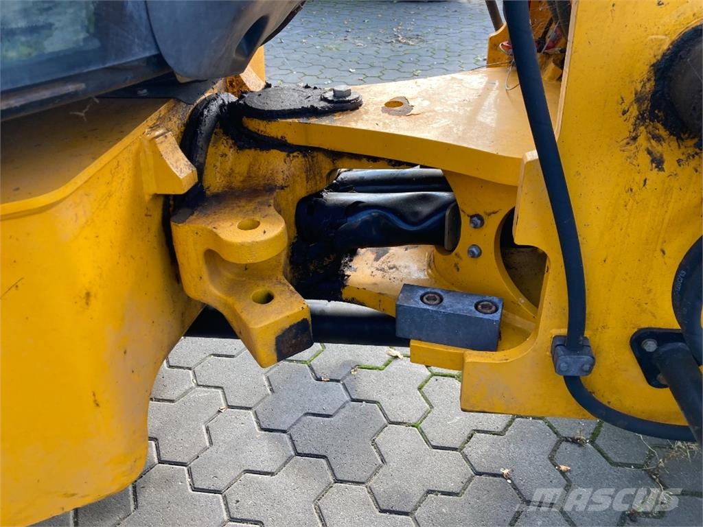 JCB 409 农业机械-其他