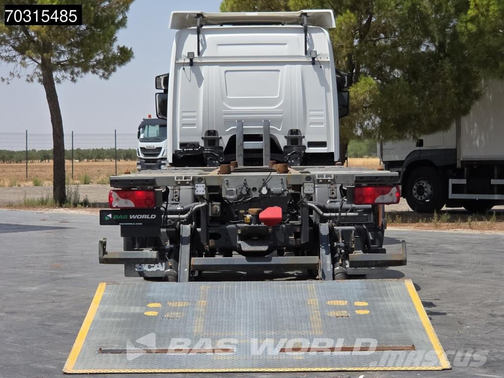 Scania P500 P 6X2 Eje Direccional+Elevable Suspensión Neu Cable lift demountable trucks