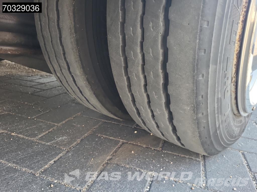 Netam-Fruehauf AC 9,5/12,5TZ Living Event Muut puoliperävaunut