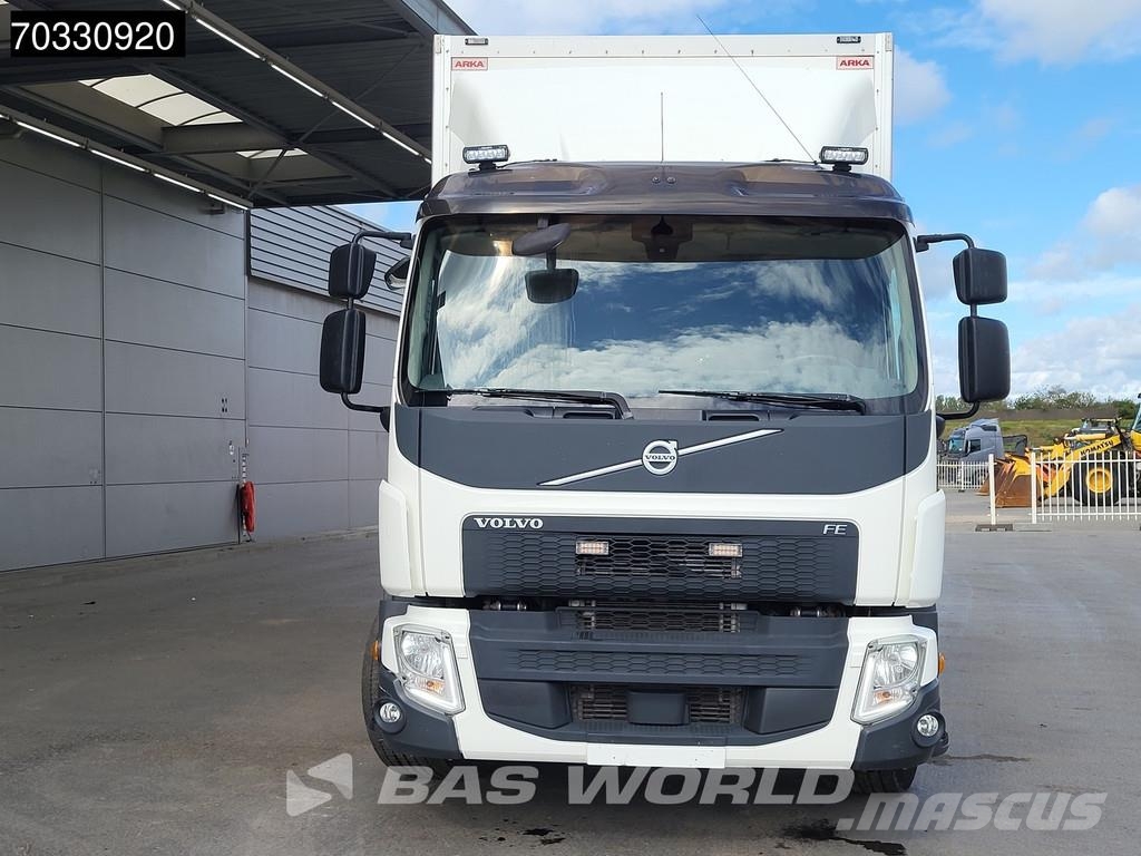 Volvo FE 280 4X2 19tonner 2000kg Ladebordwand Automatic Camiones caja cerrada