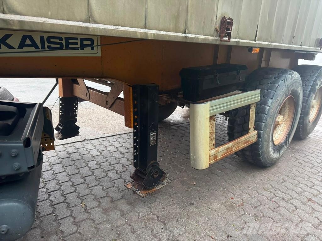 Kaiser S 330 Kippipuoliperävaunut