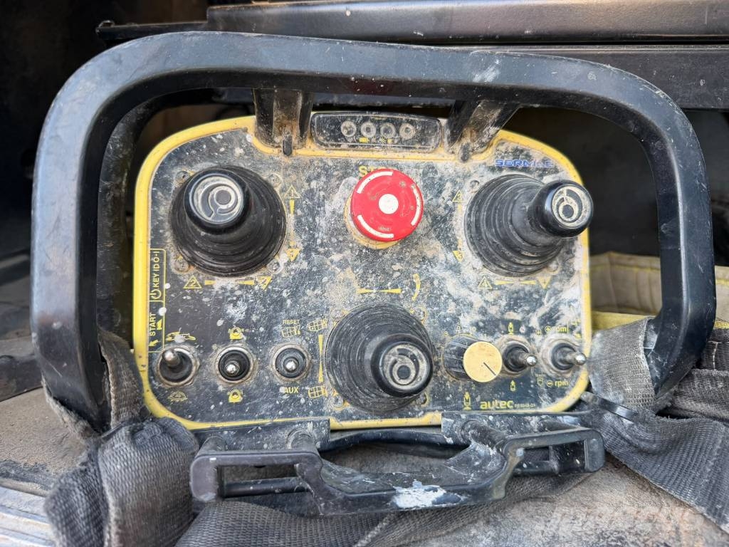 Astra HD8 84.45 Beton dağıtım bomları