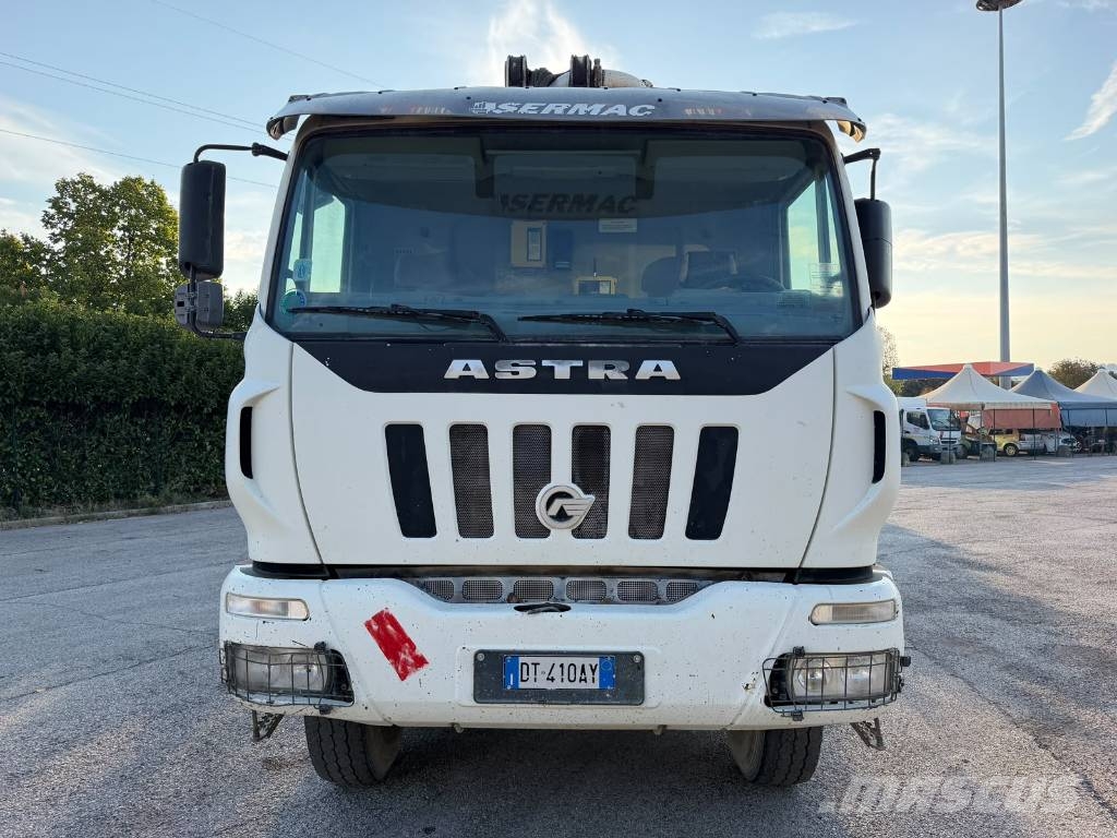 Astra HD8 84.45 Beton dağıtım bomları