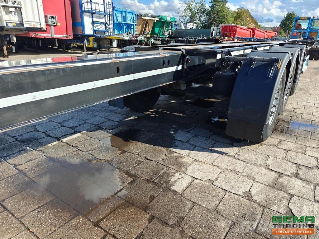 D-tec FLEXITRAILER Multi - 3x Extendable - Lift Axle - 4 Containerchassis