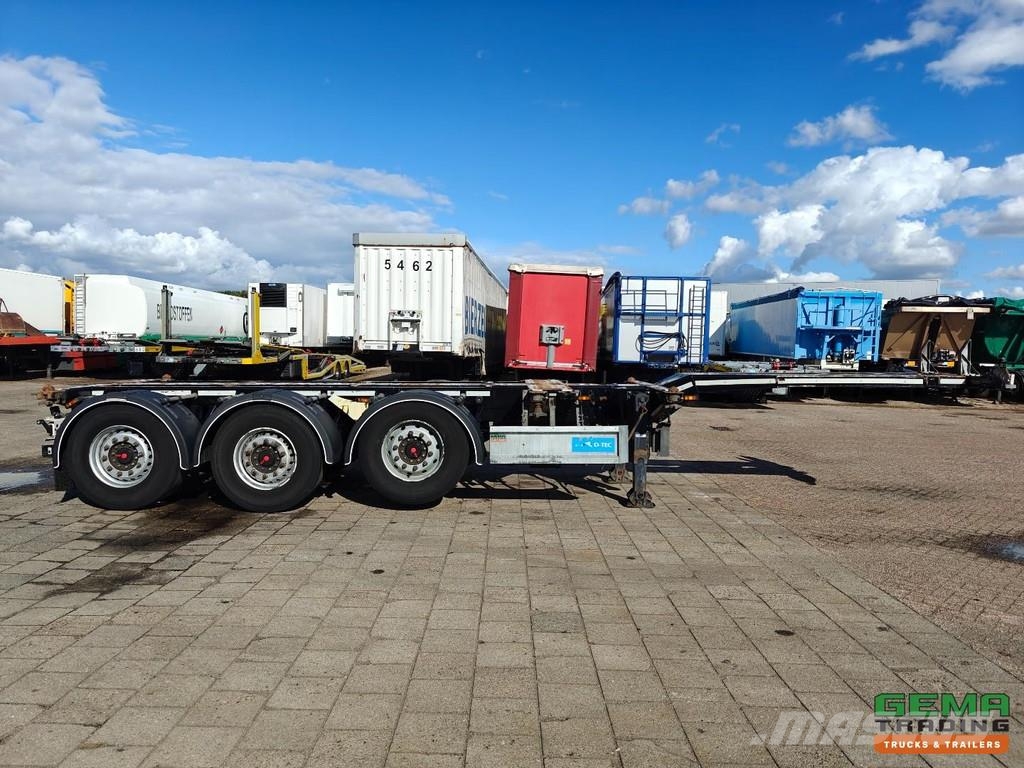 D-tec FLEXITRAILER Multi - 3x Extendable - Lift Axle - 4 Containerchassis